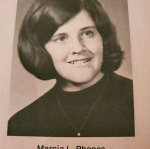 Meet your Posher, Marcia